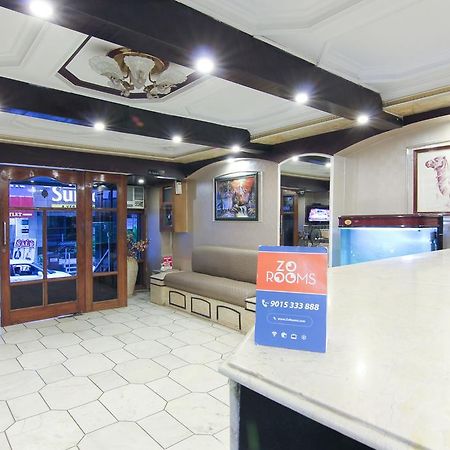 Hotel Rahul Palace New Delhi Exterior photo
