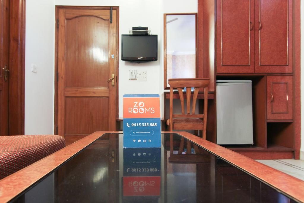Hotel Rahul Palace New Delhi Exterior photo