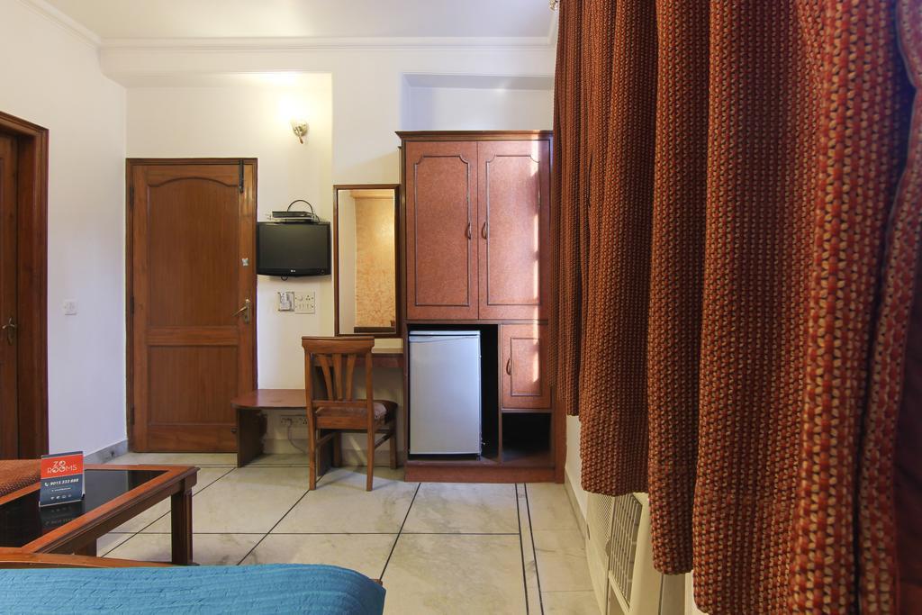 Hotel Rahul Palace New Delhi Room photo