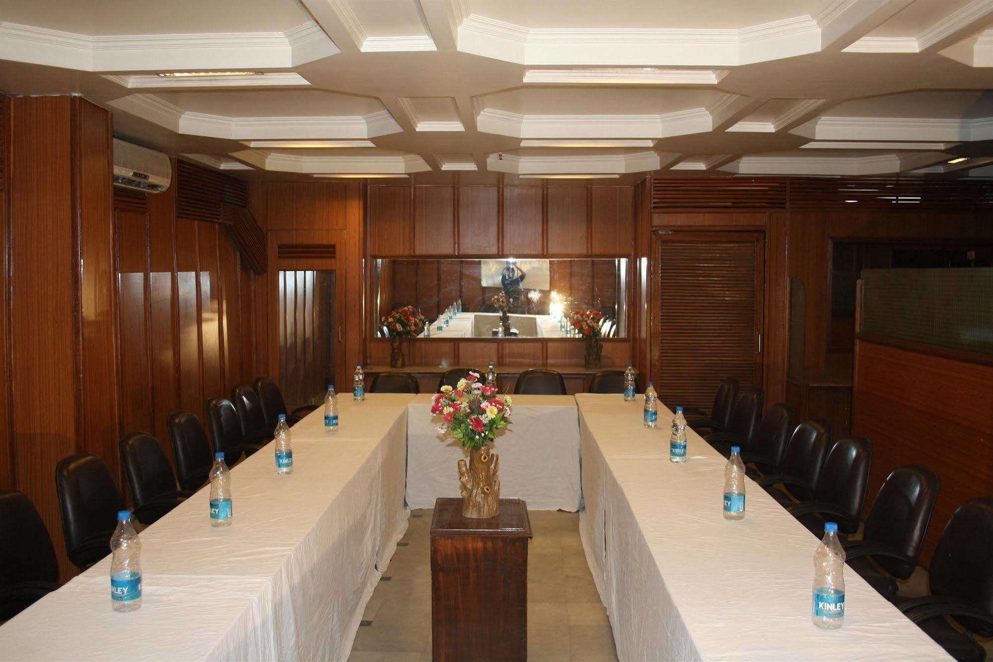 Hotel Rahul Palace New Delhi Facilities photo